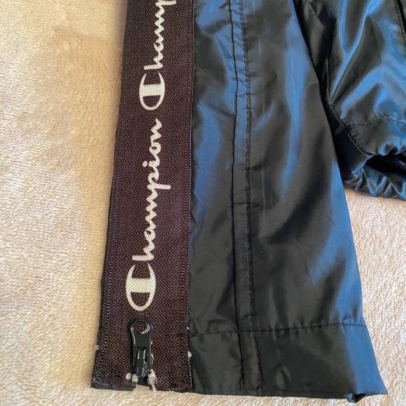 Champion Women's Zipper Tape Cropped Oversized C Script Logo Jacket Black Size S - Picture 6 of 8